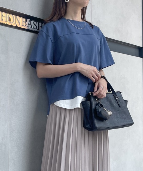 ikka（イッカ）の「コットンUSA袖刺繍レイヤーTシャツ（Tシャツ/カットソー・レディース・グリーン/オレンジ/ネイビー/ベージュ/チャコールグレー/ブルー・M/L/S）」の5枚目の写真