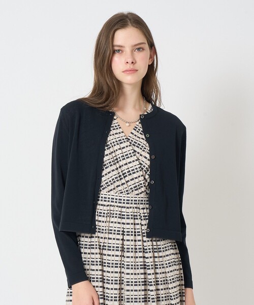 ANAYI(アナイ)の「シアーラインクルーネック カーディガン(カーディガン/ボレロ・レディース・ホワイト/ブラック/グレイッシュベージュ・38/36)」の8枚目の写真