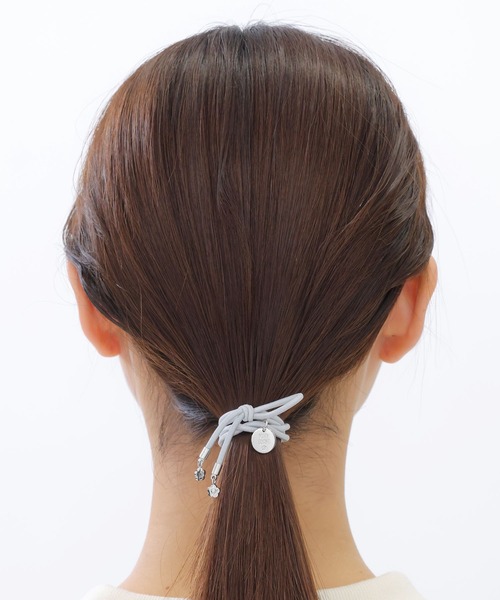 MARY QUANT（マリークワント）の「デイジーメタルエンド ヘアゴム（ヘアゴム・レディース・ブラック/シルバー/ブルー/ライトグリーン・FREE）」の6枚目の写真