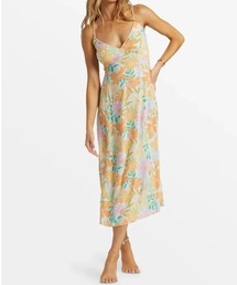 新品未使用　ビラボン　billabong レディース　ワンピース　花柄　S BILLABONG｜ビラボンのワンピース（花柄・ボタニカル柄）通販