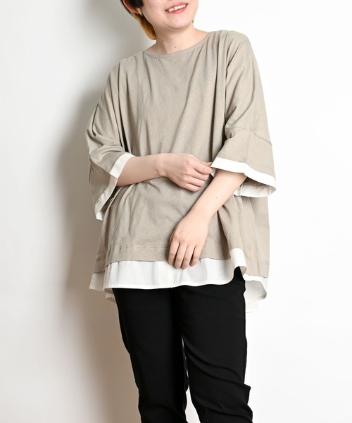 MARAI(マーライ)の「異素材レイヤード オーバーサイズTシャツ(Tシャツ/カットソー・レディース・ブラック/カーキ/グレー/ブラウン・4L~5L/LL~3L/M~L)」の3枚目の写真
