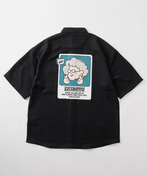 SlashDate(スラッシュデイト)の「【70】GRANMA/グランマ ナチュラルストレッチ バックプリント半袖シャツ 接触冷感 オーバーサイズ(シャツ/ブラウス・メンズ・ホワイト/ブラック・L/M)」の4枚目の写真