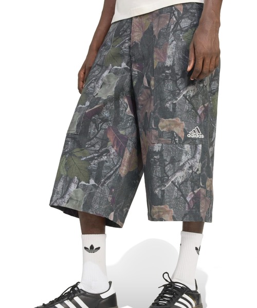 【adidas】アディダス Satin Camo サテンカモ ショーツ 迷彩 adidas CAMO SHORT / アディダス カモ ショーツ（その他パンツ