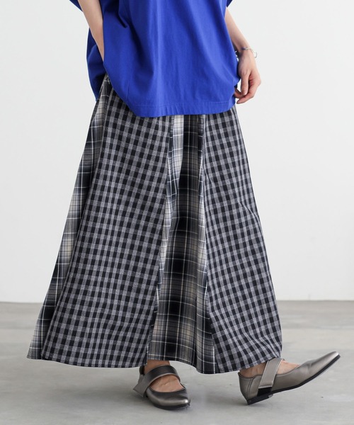 n'OrLABEL（ノアールレーベル）の「『チェック切替フレアスカート』（スカート・レディース・グリーン/ブラック・FREE）」の2枚目の写真