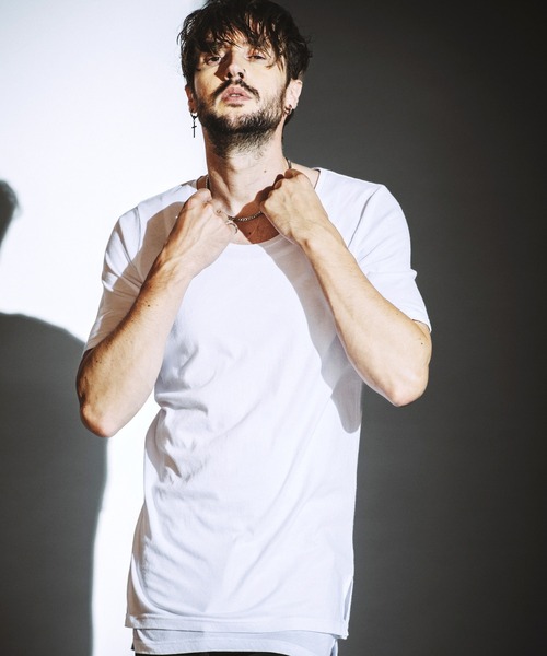 NO ID.（ノーアイディ）の「【NO ID.】Side Slit Long Pullover / サイド スリット ロング プルオーバー（Tシャツ/カットソー・メンズ・ホワイト/グレー/ブラック系・1/2）」の5枚目の写真