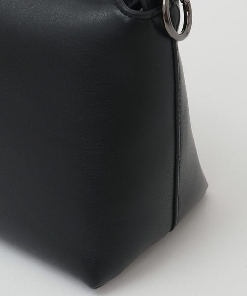 Tiara(ティアラ)の「【HVISK/ヴィスク】ショルダーバッグ(NOTE SOFT)(ショルダーバッグ・レディース・ブラック・FREE)」の6枚目の写真