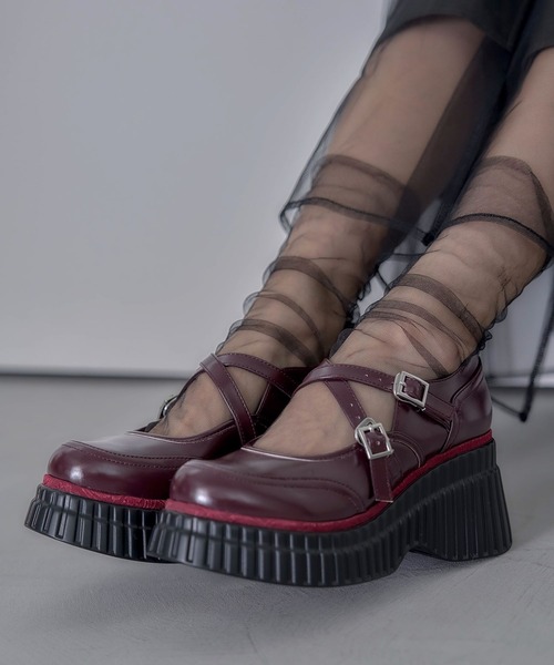 HARE（ハレ）の「ジャガードキリカエメリージェーンシューズ(HARE)（ドレスシューズ・レディース・レッド/ブラック・LARGE/MEDIUM）」の8枚目の写真