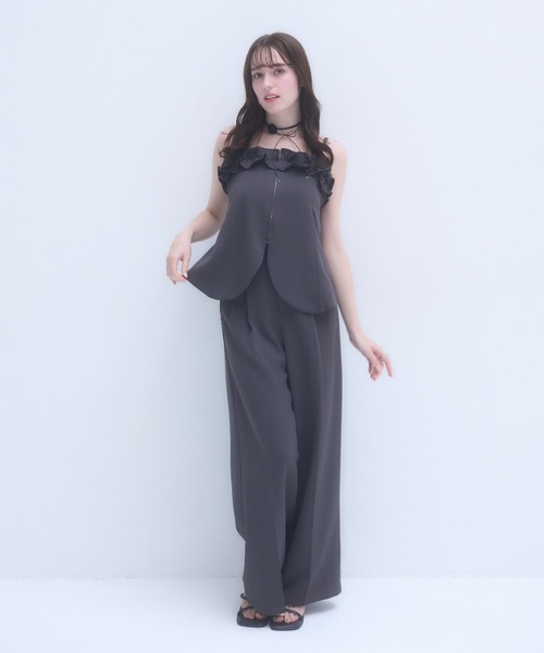 mellowneon(メロウネオン)の「フリルビスチェセットアップ(セットアップ・レディース・チャコールグレー/ベージュ・SMALL/MEDIUM)」の6枚目の写真