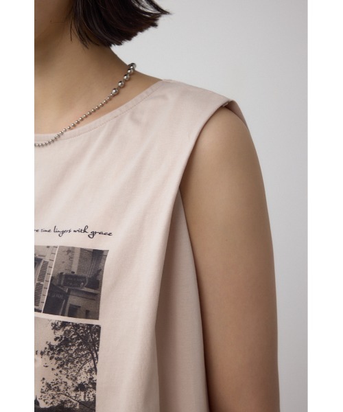 AZUL by moussy(アズールバイマウジー)の「C/T冷感フォトプリントノースリーブTシャツ(Tシャツ/カットソー・レディース・ブラック/ライトベージュ/オフホワイト・FREE)」の7枚目の写真