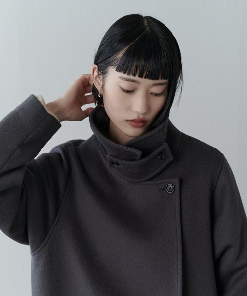 Lui's（ルイス）の「ビーバーメルトンオーバーコート（チェスターコート・レディース・ブラック/チャコールグレー・M/S）」の3枚目の写真