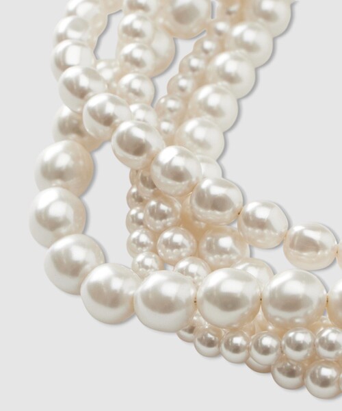 ANAYI（アナイ）の「ボリュームパールショートネックレス（ネックレス・レディース・オフホワイト・FREE）」の5枚目の写真