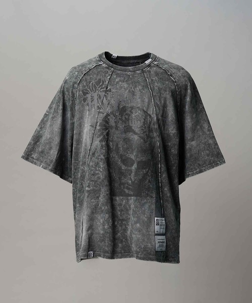 MAISON SPECIAL(メゾンスペシャル)の「【Hypnose Association for MAISON SPECIAL】「Passion for Storytelling」Prime-Over Crew Neck T-Shirt/プライムオーバークルーネックレイヤリングTシャツ【MAISON SPECIAL/メゾンスペシャル】(Tシャツ/カットソー・メンズ・ライトグレー/ブラック・2/1)」の2枚目の写真