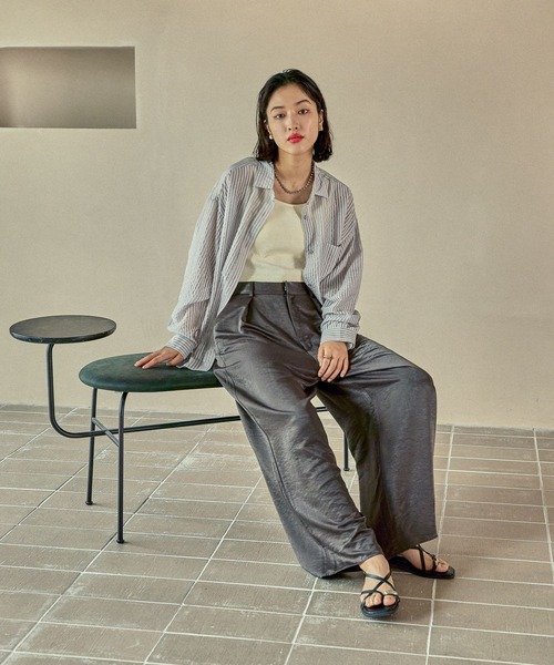 LEPSIM（レプシィム）の「シアーカラーストライプシャツ　579677（シャツ/ブラウス・レディース・ライトブルー/ライトグレー/ライトピンク/ベージュ・FREE）」の5枚目の写真