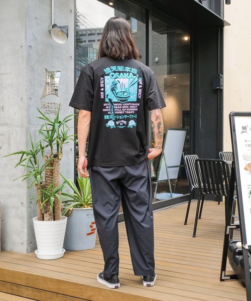 BILLABONG(ビラボン)の「BILLABONG メンズ DESTINATION OSAKA Tシャツ 【2025年秋冬モデル】/ビラボンSHONAN STATION SURFERS大阪グラフィック半袖Tシャツ(Tシャツ/カットソー・メンズ・ホワイト/ブラック・LARGE/MEDIUM/X-LARGE)」の15枚目の写真