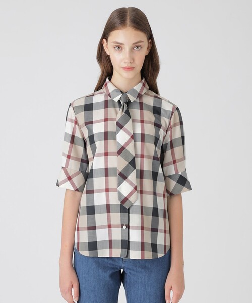 BLUE LABEL CRESTBRIDGE(ブルーレーベルクレストブリッジ)の「クレストブリッジチェックブラウス(シャツ/ブラウス・レディース・レッド/ベージュ系その他/ライトブルー・38/36)」の2枚目の写真