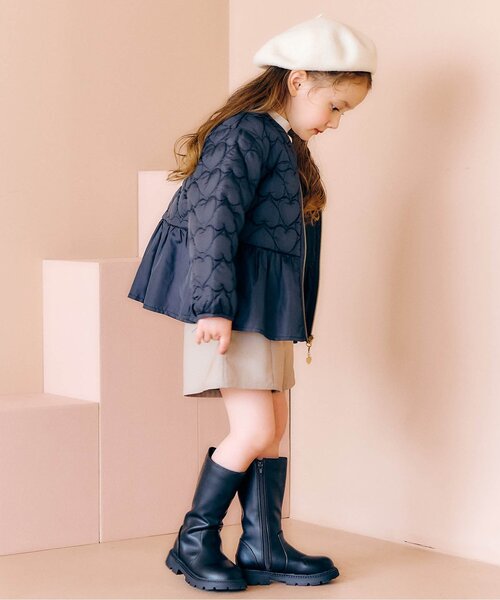apres les cours(アプレレクール)の「ペプラムハートキルトアウター(ブルゾン・キッズ・ブラック/ピンク/アイボリー・80/130/140/120/110/90/100)」の5枚目の写真
