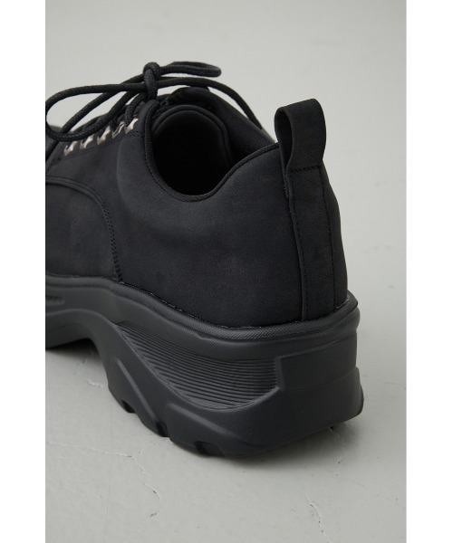 AZUL by moussy（アズールバイマウジー）の「マテリアルスウィッチングシューズ（スニーカー・メンズ・ブラック・SMALL/MEDIUM/LARGE）」の9枚目の写真