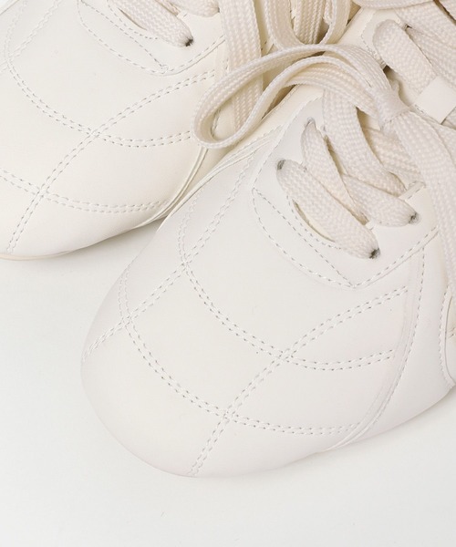 Heather（ヘザー）の「Wリボンフラットスニーカー　587741（スニーカー・レディース・ブラウン/アイボリー・M/L）」の12枚目の写真