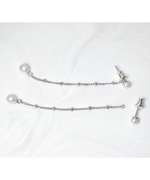 CAROLINA GLASER(カロリナ グレイサー)の「susui / パールピアス(ピアス(両耳用)・レディース・シルバー・ONE SIZE)」の5枚目の写真