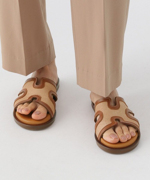 Elura（エルーラ）の「MOHIフラットサンダル《一部店舗限定》/329516（サンダル・レディース・ブラウン/ブラック・LARGE/MEDIUM/SMALL）」の14枚目の写真