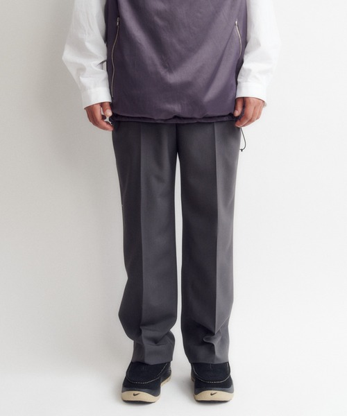 DIGAWEL（ディガウェル）の「In tuck pants（スラックス・メンズ・ネイビー/ブラック/チャコールグレー・2）」の9枚目の写真