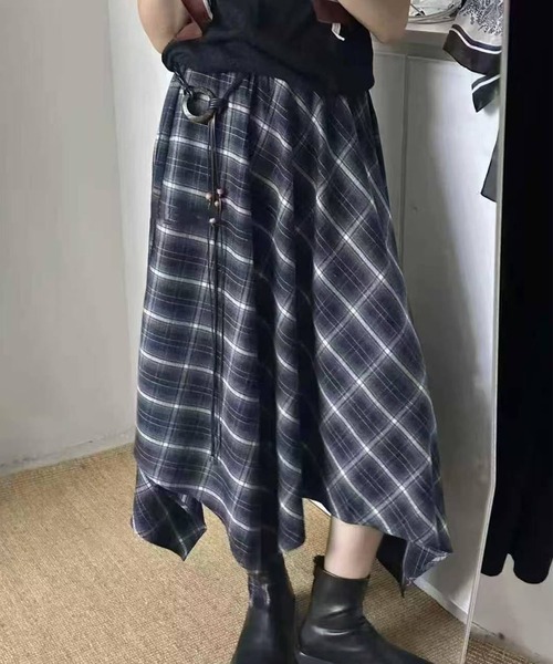 Lace Ladies(レースレディース)の「ベルト付き チェック柄 アシンメトリー ロング スカート(スカート・レディース・ネイビー/ブラウン/ブラック・FREE)」の6枚目の写真