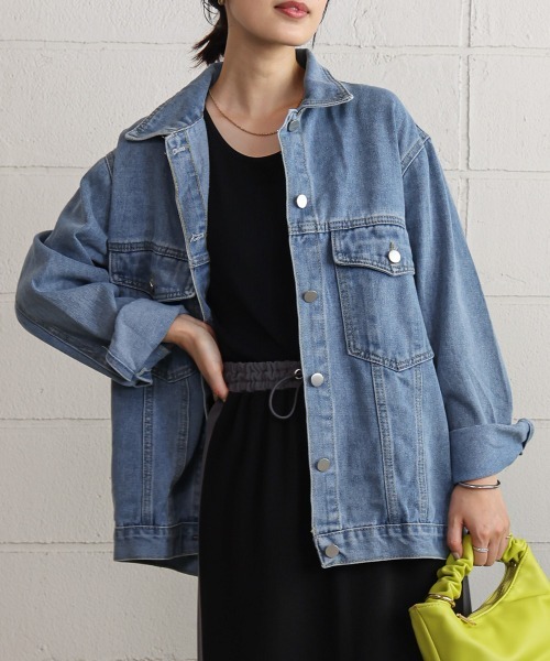 Bou Jeloud（ブージュルード）の「ビックポケットデニムシャツ（デニムジャケット・レディース・ブルー/ライトブルー/ブラック・FREE）」の2枚目の写真