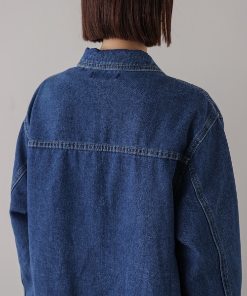Bou Jeloud（ブージュルード）の「ビックポケットデニムシャツ（デニムジャケット・レディース・ブルー/ライトブルー/ブラック・FREE）」の17枚目の写真