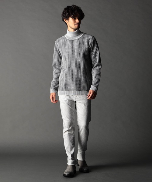 NICOLE CLUB FOR MEN（ニコルクラブフォーメン）の「ヘリンボーン タートルネックニット（ニット/セーター・メンズ・ブルー系/ブラック系/オフホワイト/ブラウン系/ブラック/ホワイト系・X-LARGE/LARGE/MEDIUM）」の9枚目の写真