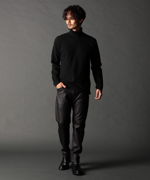 NICOLE CLUB FOR MEN（ニコルクラブフォーメン）の「ヘリンボーン タートルネックニット（ニット/セーター・メンズ・ブルー系/ブラック系/オフホワイト/ブラウン系/ブラック/ホワイト系・X-LARGE/LARGE/MEDIUM）」の11枚目の写真