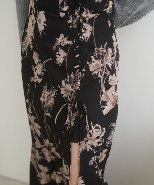 Ambre Neige(アンブルネージュ)の「lace up slit skirt / レースアップスリットスカート(スカート・レディース・ダークブラウン/アイボリー/ブラック・FREE)」の21枚目の写真