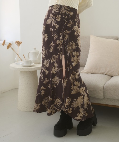 Ambre Neige(アンブルネージュ)の「lace up slit skirt / レースアップスリットスカート(スカート・レディース・ダークブラウン/アイボリー/ブラック・FREE)」の15枚目の写真
