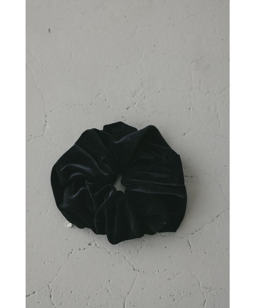 STYLEMIXER（スタイルミキサー）の「ベロアボリュームシュシュ（シュシュ・レディース・ブラック/アイボリー/ブラウン・FREE）」の11枚目の写真