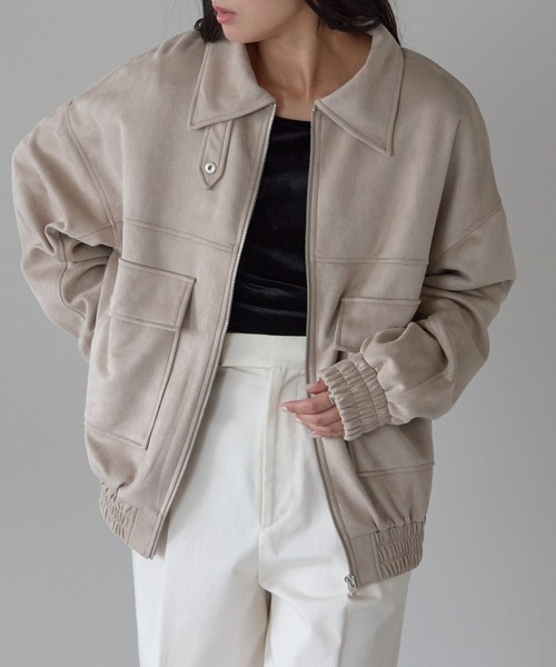 Fizz（フィズ）の「2wayカラー　スウェードポンチフライトジャケット（ブルゾン・レディース・アイボリー/ブラック/グレイッシュベージュ/ピンクベージュ/スミクロ・M）」の4枚目の写真