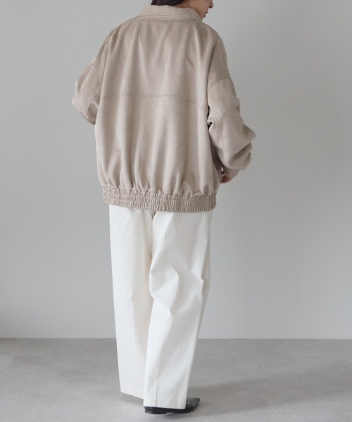 Fizz（フィズ）の「2wayカラー　スウェードポンチフライトジャケット（ブルゾン・レディース・アイボリー/ブラック/グレイッシュベージュ/ピンクベージュ/スミクロ・M）」の16枚目の写真