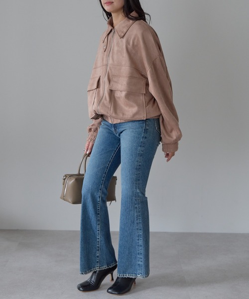 Fizz（フィズ）の「2wayカラー　スウェードポンチフライトジャケット（ブルゾン・レディース・アイボリー/ブラック/グレイッシュベージュ/ピンクベージュ/スミクロ・M）」の12枚目の写真