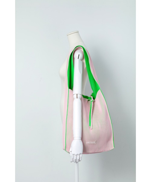 LASTFRAME（ラストフレーム）の「KASANE REVERSIBLE TASUKI TOTE LARGE（ショルダーバッグ・レディース・ピンク系その他/ホワイト系その他・LARGE）」の9枚目の写真