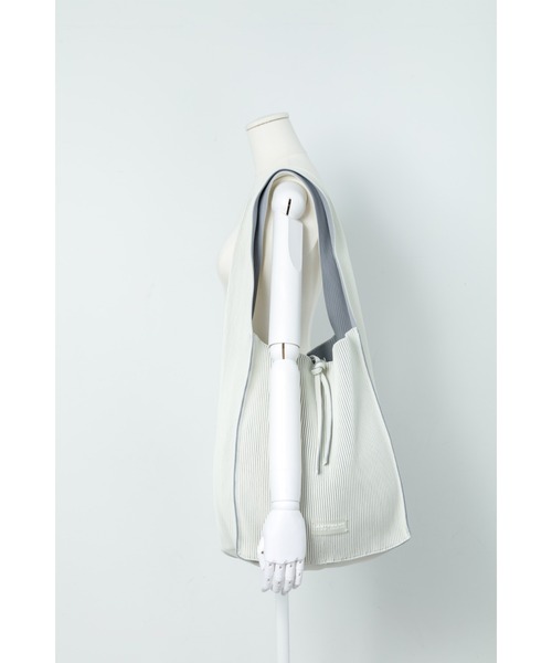 LASTFRAME（ラストフレーム）の「KASANE REVERSIBLE TASUKI TOTE LARGE（ショルダーバッグ・レディース・ピンク系その他/ホワイト系その他・LARGE）」の7枚目の写真