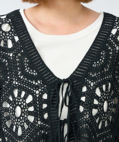 un dix cors（アンディコール）の「《大人フェミニンな透け感カーデ》クロシェ長袖カーデ（カーディガン/ボレロ・レディース・アイボリー/ブラック・FREE）」の5枚目の写真