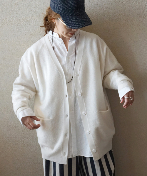 JOURNAL STANDARD LUXE（ジャーナルスタンダード　ラックス）の「ボイルメリノウールカーディガン（カーディガン/ボレロ・レディース・ホワイト/チャコールグレー/ブラック・FREE）」の16枚目の写真