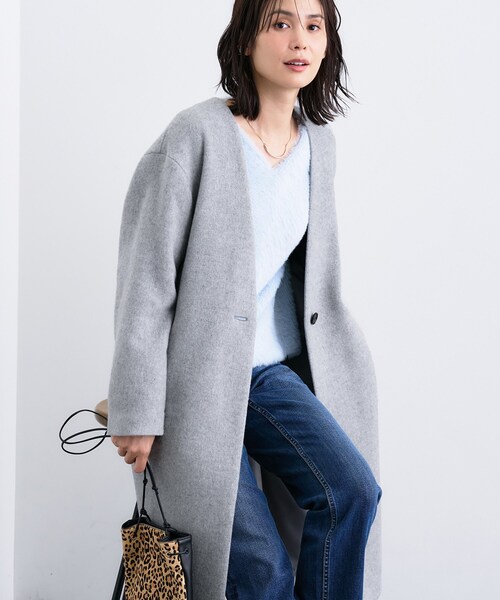 INDIVI（インディヴィ）の「【軽量／ウール混】ライトフォルム ロングコート（ノーカラーコート・レディース・ライトグレー系8/グレー系その他7/ベージュ系9・05/13/15 /36/38/40/03）」の5枚目の写真