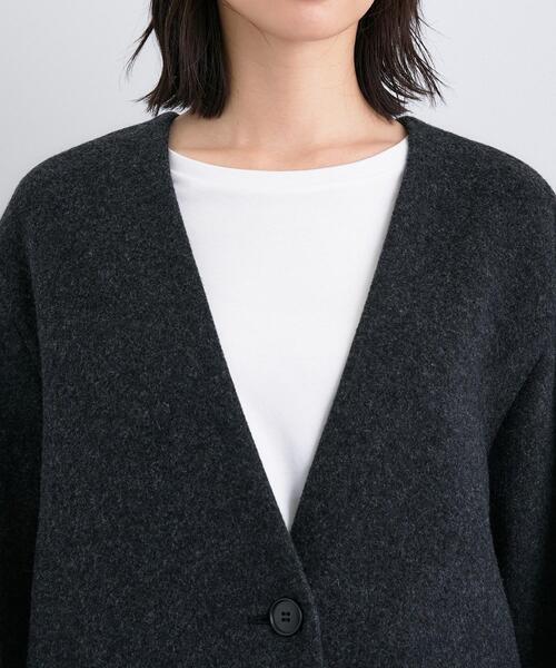 INDIVI（インディヴィ）の「【軽量／ウール混】ライトフォルム ロングコート（ノーカラーコート・レディース・ライトグレー系8/グレー系その他7/ベージュ系9・05/13/15 /36/38/40/03）」の22枚目の写真