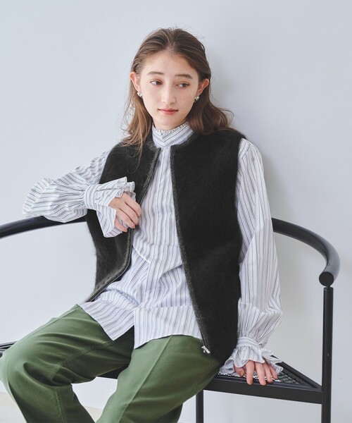 送料無料★FOXフォックス【美品】中綿入りジップベストL　機能性もデザイン性も高い！　裏地プリントがおしゃれ　裾からチラ見えするのが◎ SALE!! WILDTHINGS ワイルドシングス SUPPLEX REVERSIBLE VEST サップレックス リバーシブル ベスト  WT23131AD ⁄ 2023AW \u203b