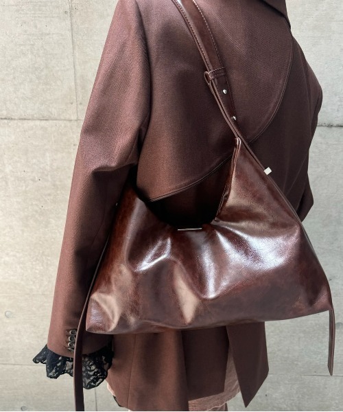 Ameri(アメリ)の「UND PARTS ACCENT ONE HANDLE BAG(ハンドバッグ・レディース・ブラック/アイボリー/ブラウン・FREE)」の3枚目の写真