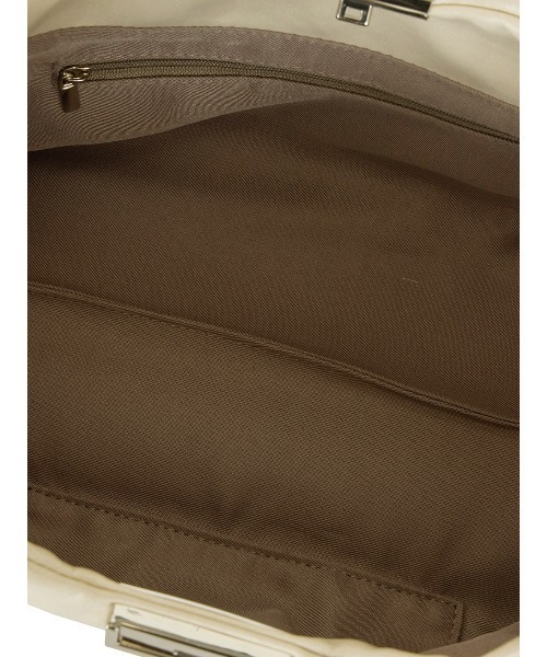 Ameri(アメリ)の「UND PARTS ACCENT ONE HANDLE BAG(ハンドバッグ・レディース・ブラック/アイボリー/ブラウン・FREE)」の15枚目の写真