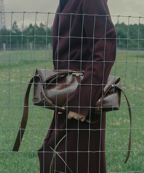 Ameri(アメリ)の「UND PARTS ACCENT ONE HANDLE BAG(ハンドバッグ・レディース・ブラック/アイボリー/ブラウン・FREE)」の5枚目の写真