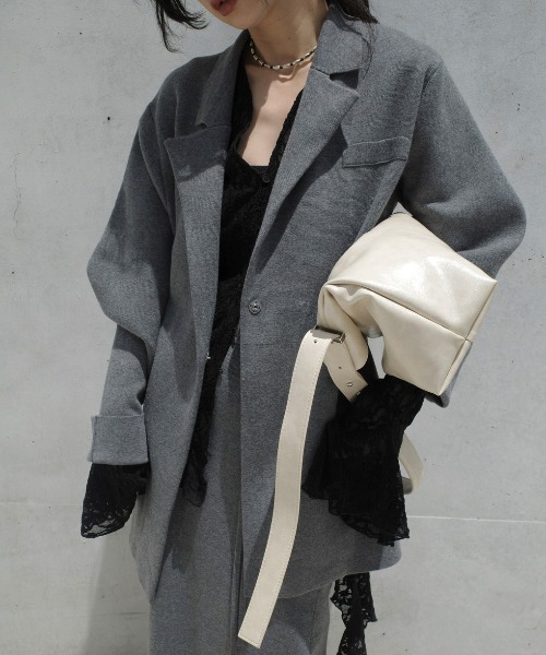 Ameri(アメリ)の「UND PARTS ACCENT ONE HANDLE BAG(ハンドバッグ・レディース・ブラック/アイボリー/ブラウン・FREE)」の4枚目の写真