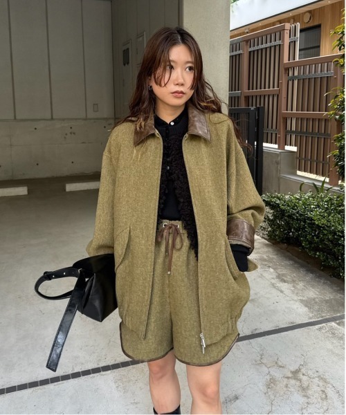 Ameri(アメリ)の「UND PARTS ACCENT ONE HANDLE BAG(ハンドバッグ・レディース・ブラック/アイボリー/ブラウン・FREE)」の19枚目の写真