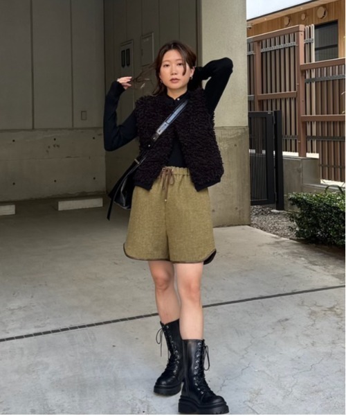 Ameri(アメリ)の「UND PARTS ACCENT ONE HANDLE BAG(ハンドバッグ・レディース・ブラック/アイボリー/ブラウン・FREE)」の20枚目の写真