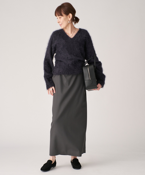 enrica(エンリカ)の「ENRICA エンリカ Vネックプルオーバー 1-tone KNIT241(ニット/セーター・レディース・ネイビー/イエロー・FREE)」の12枚目の写真